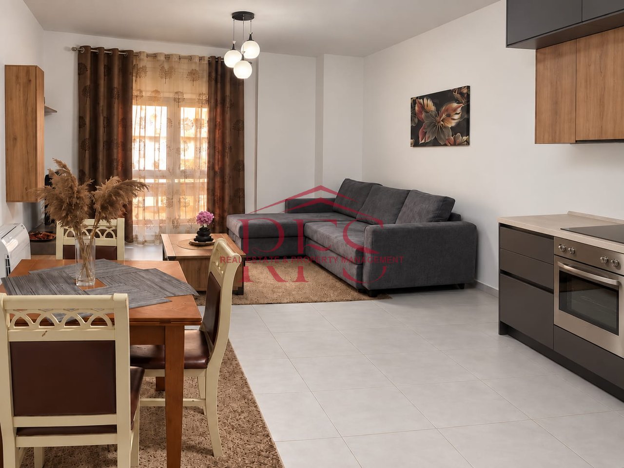 🏡 JEPET ME QERA AP 2+1  MODERN NE QENDER TE TIRANES, TE RRUGA E BARRIKADAVE📍  700 euro