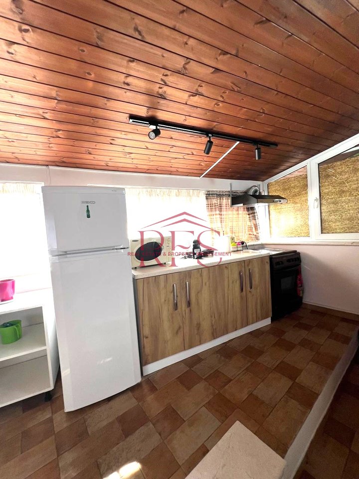 🏡 Appartamento 1+1 pronto per l'affitto nel centro di Tirana, per 500 mila lek!