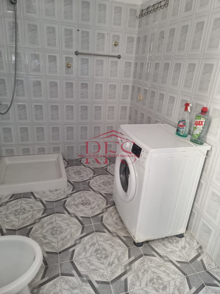 🏠 Jepet hyrje me qera 1+1+Parkim te Ali Demi📍500€/muaj