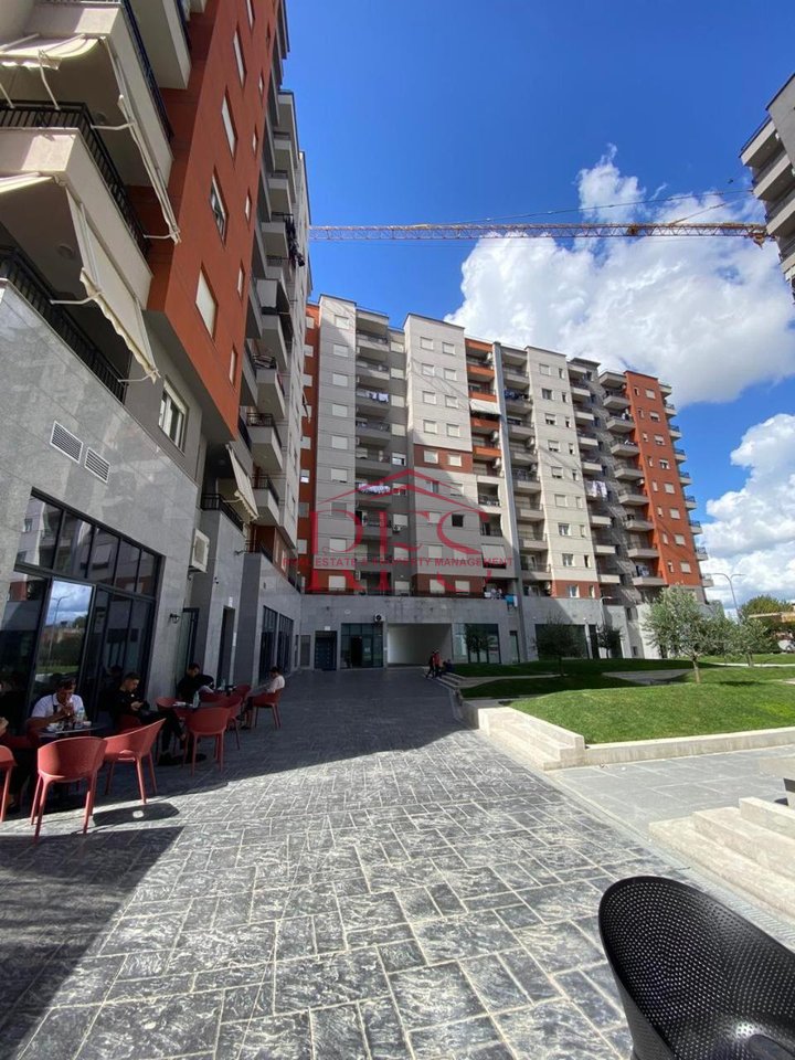🏡 Jepet me qira apartament 3+1 per 50.000Leke/muaji – Astir, Vila L