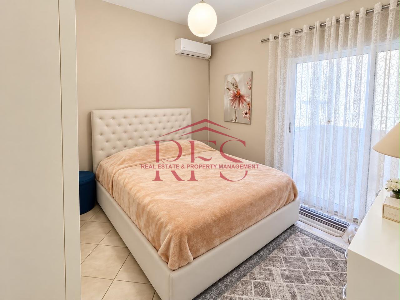 🏡 Jepet me qera apartament 2+1 në Kompleksin Kristal , Komuna e Parisit I 800 euro/muaj