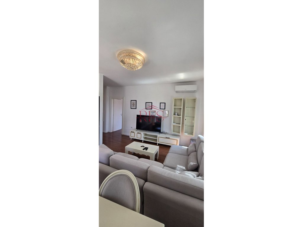 Gallery 01