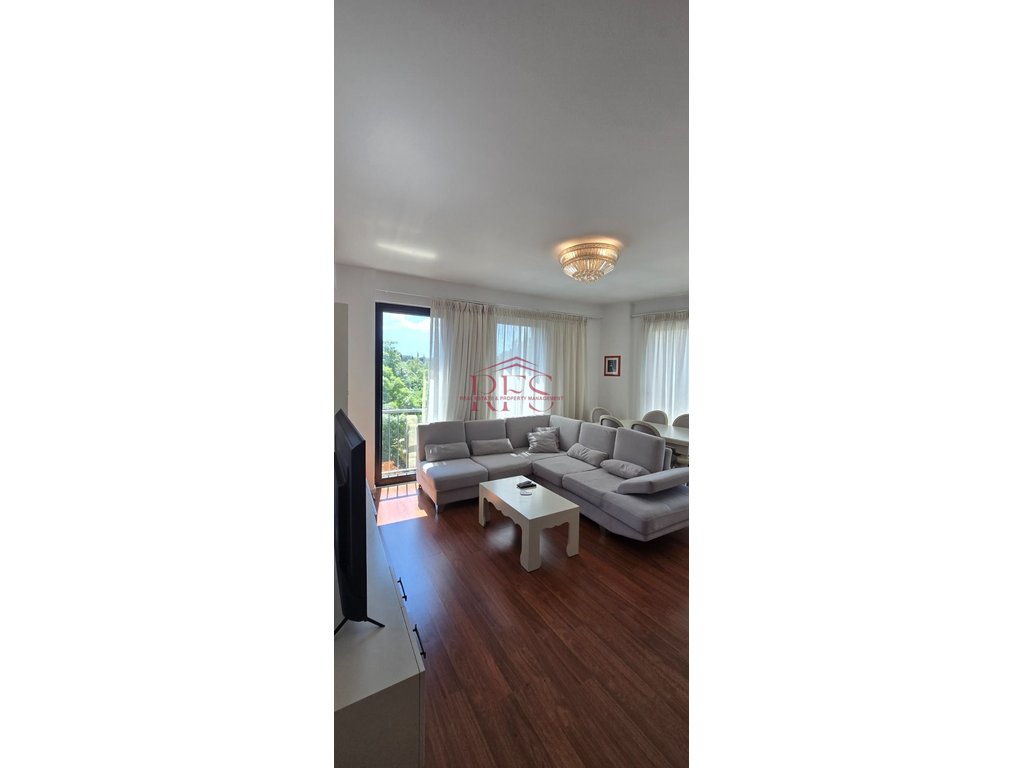 Gallery 01