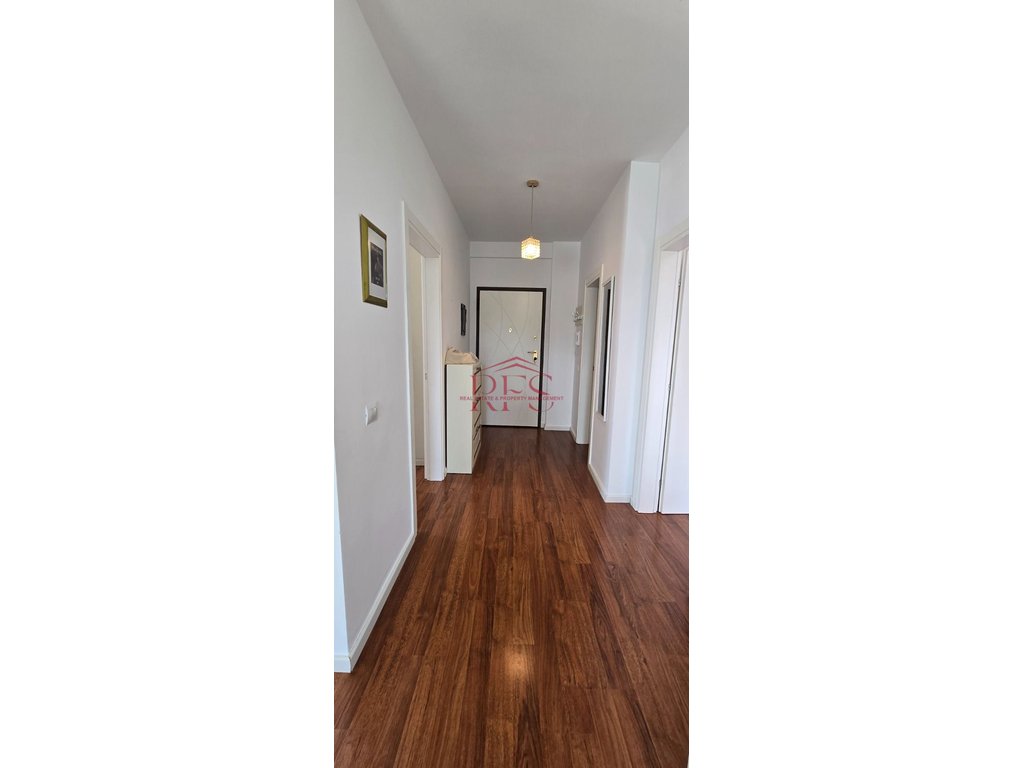 Gallery 01