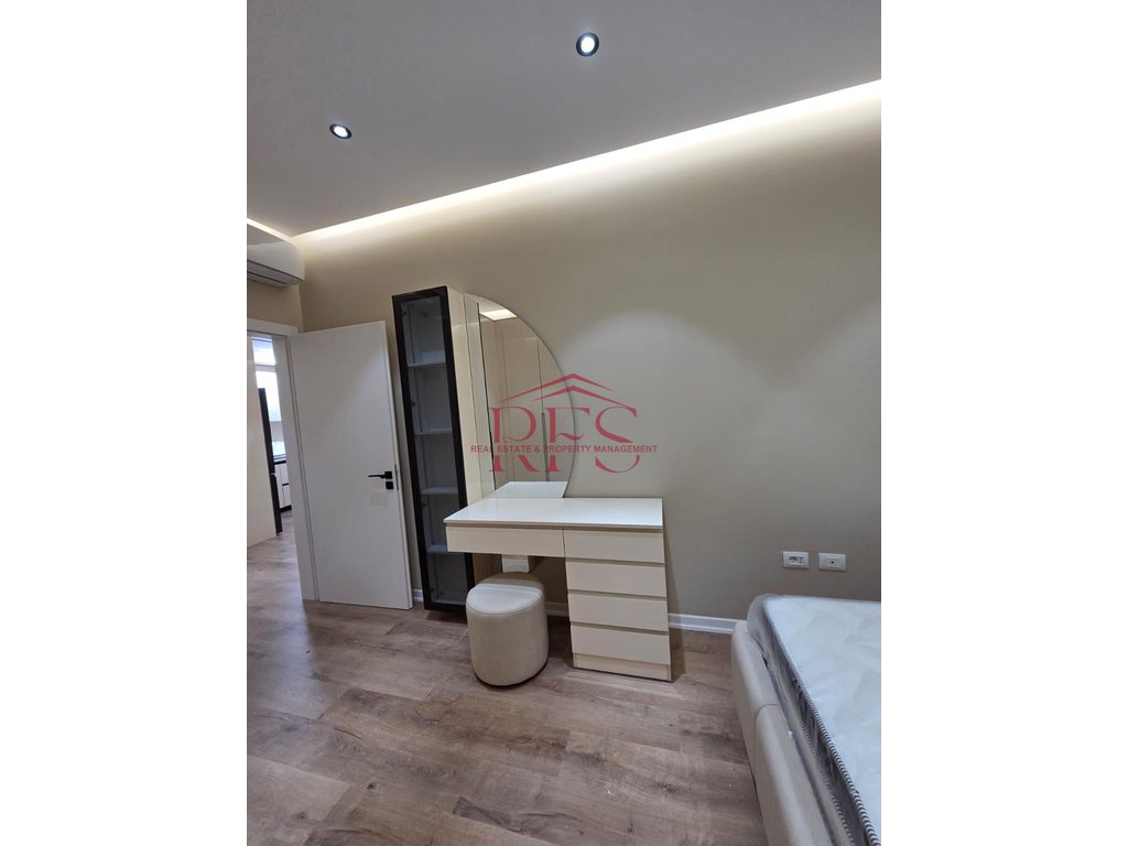 Gallery 01