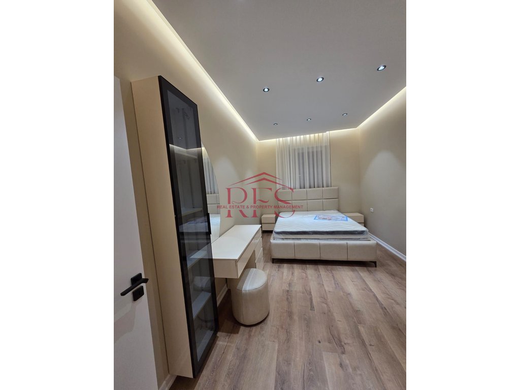 Gallery 01