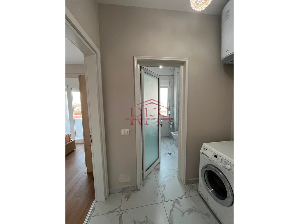 Gallery 01