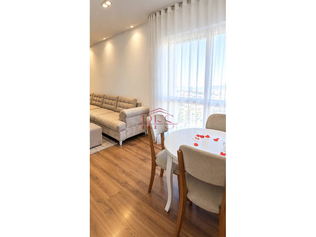 Gallery 01
