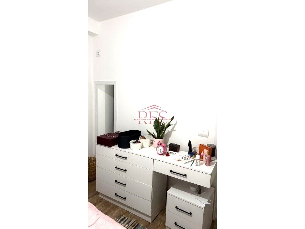 Gallery 01