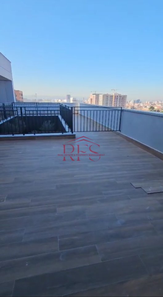 🏡 Apartament modern 2+1 me qera – Rruga 5 Maji, tek Emerald Center