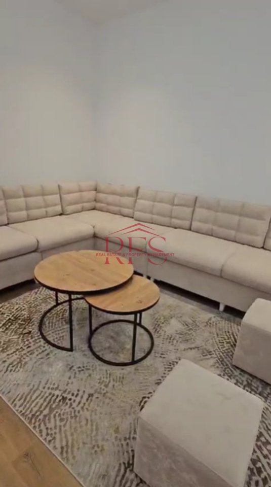 🏡 Apartament modern 2+1 me qera – Rruga 5 Maji, tek Emerald Center