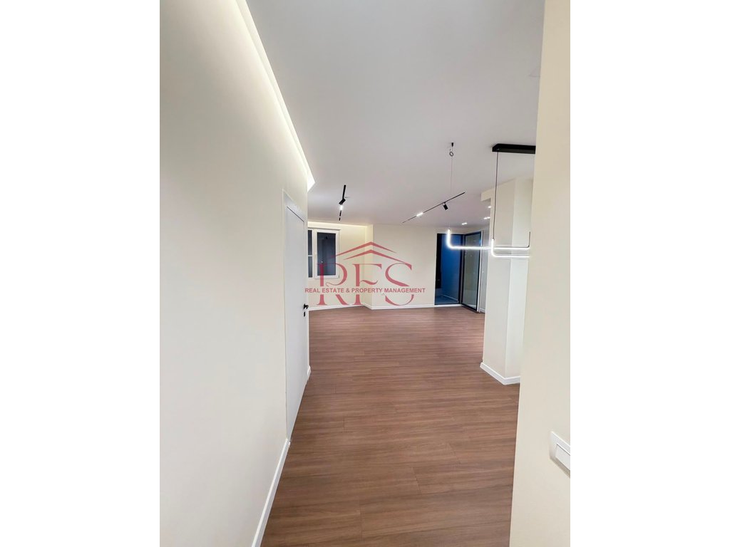 Gallery 01