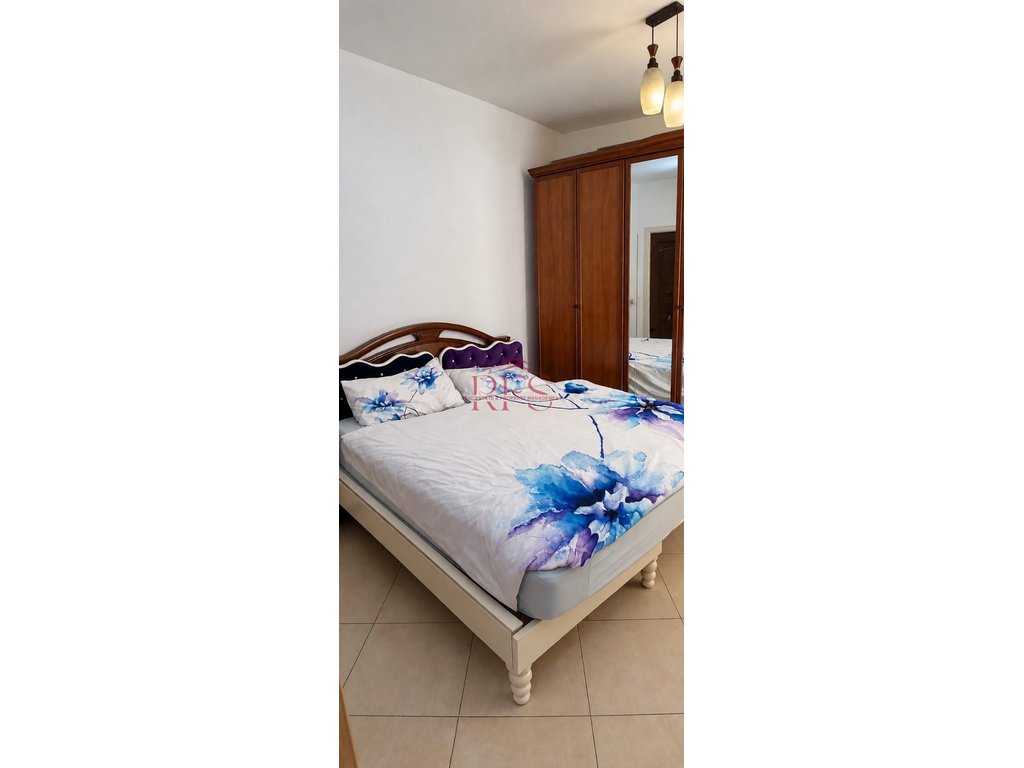 Gallery 01