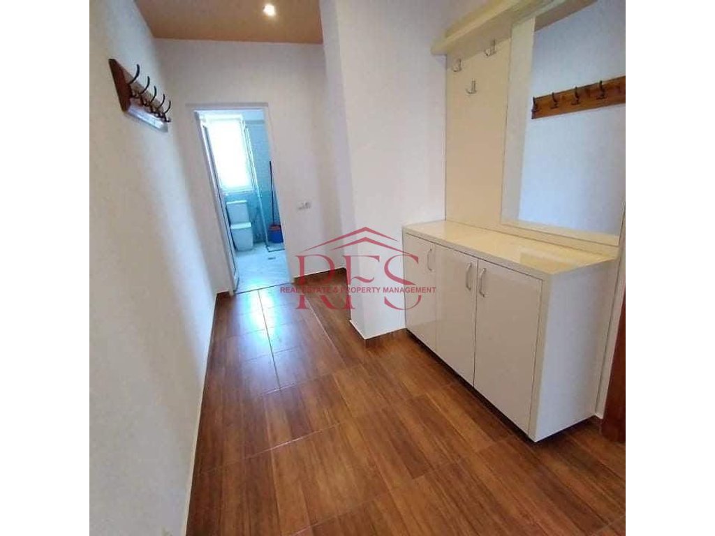 Gallery 01
