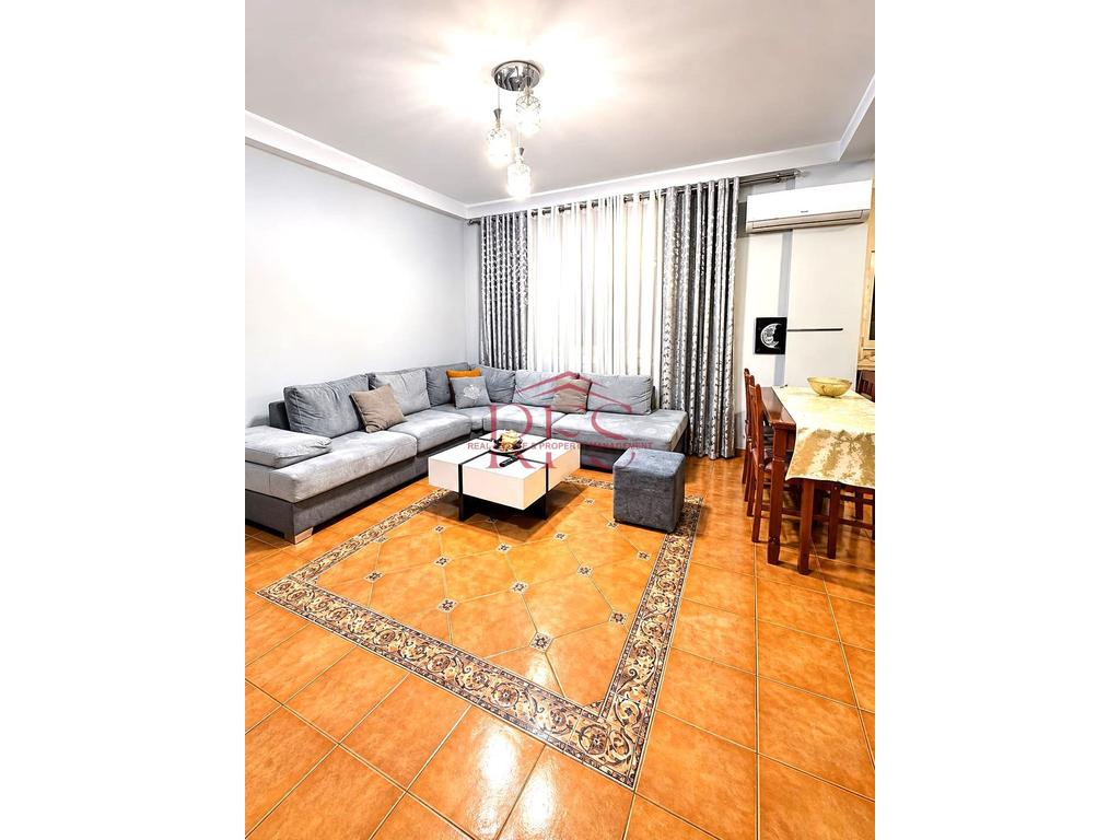 Gallery 01