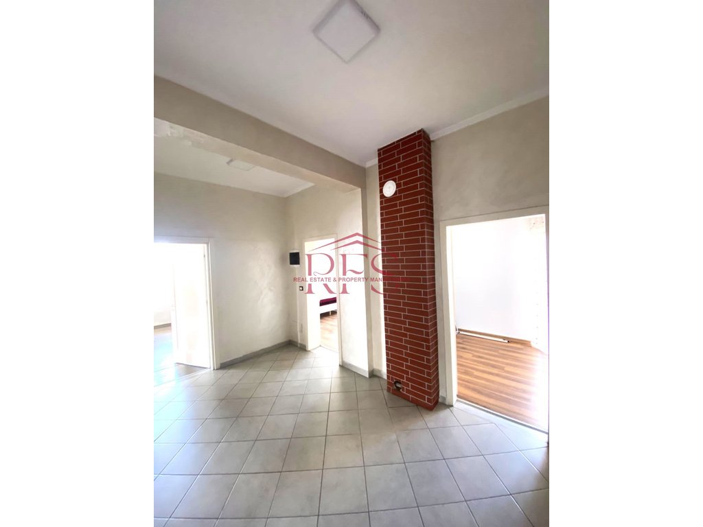 Gallery 01