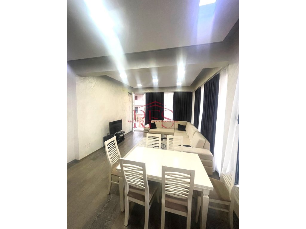 Gallery 01