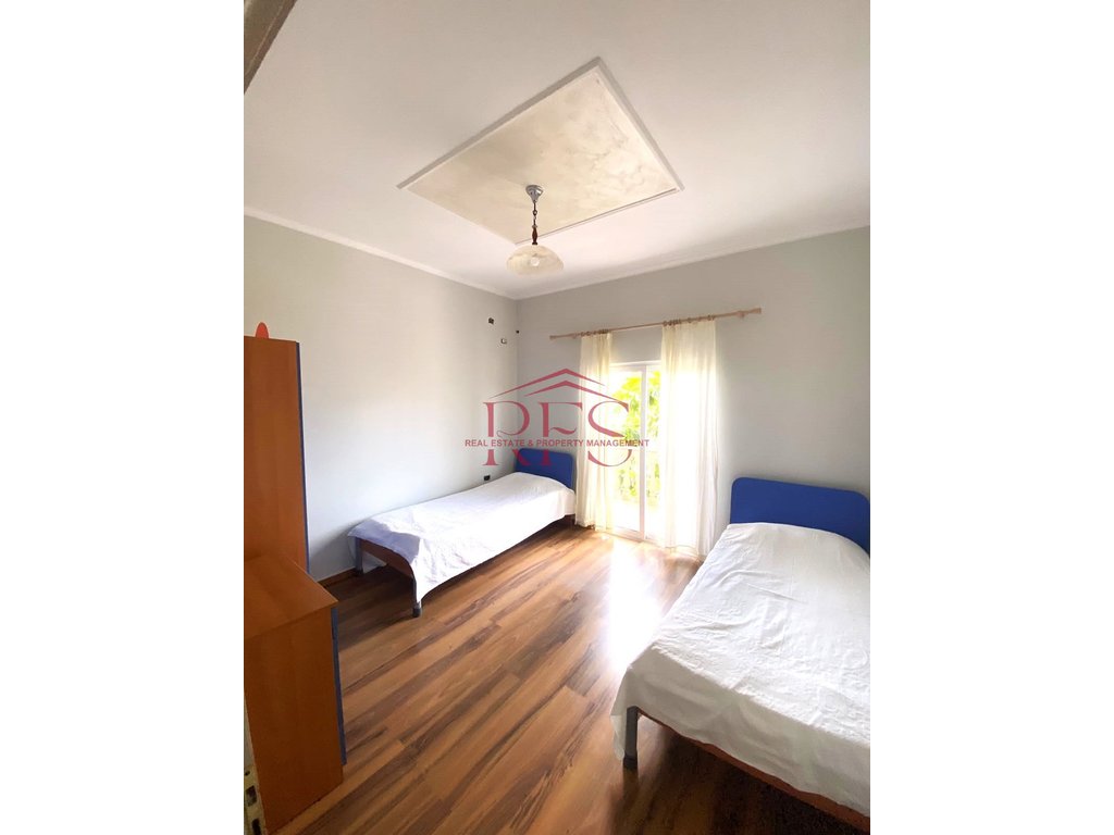 Gallery 01