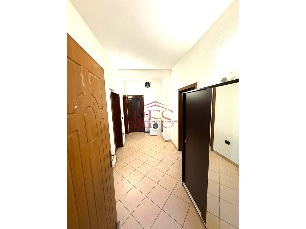 Gallery 01