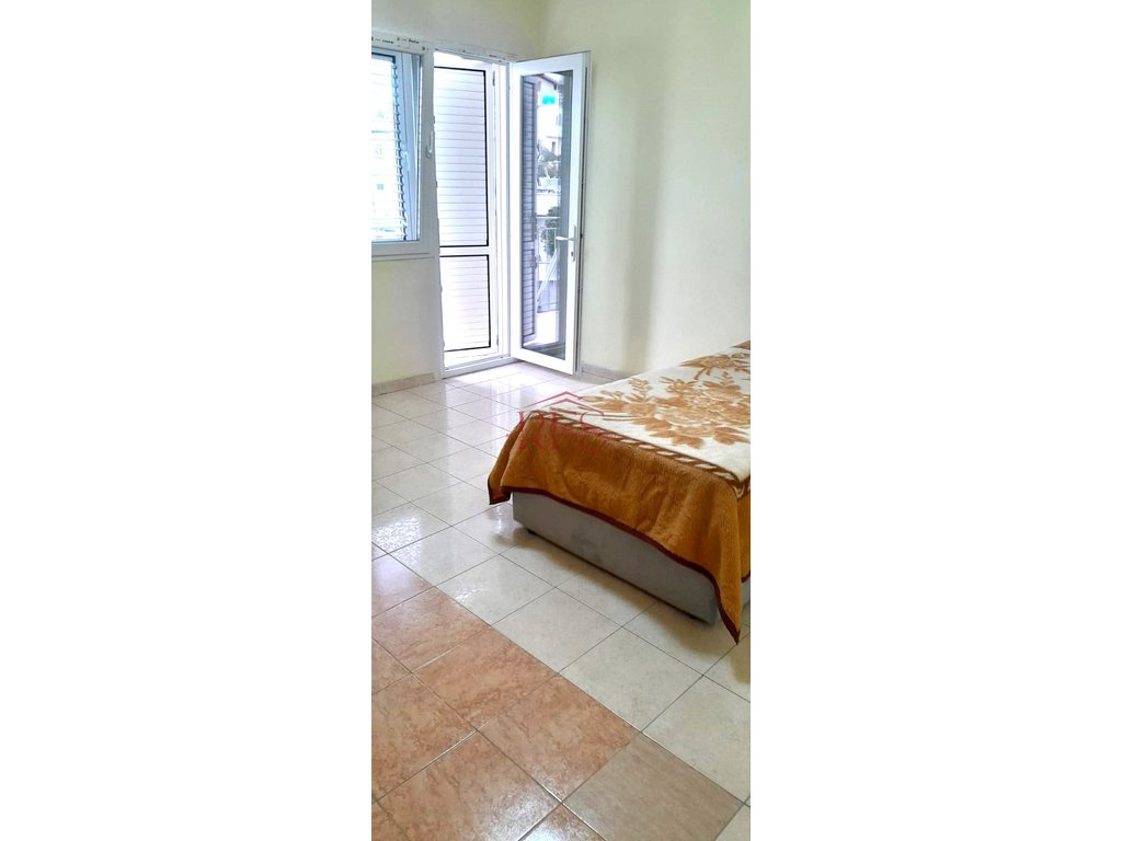 Gallery 01