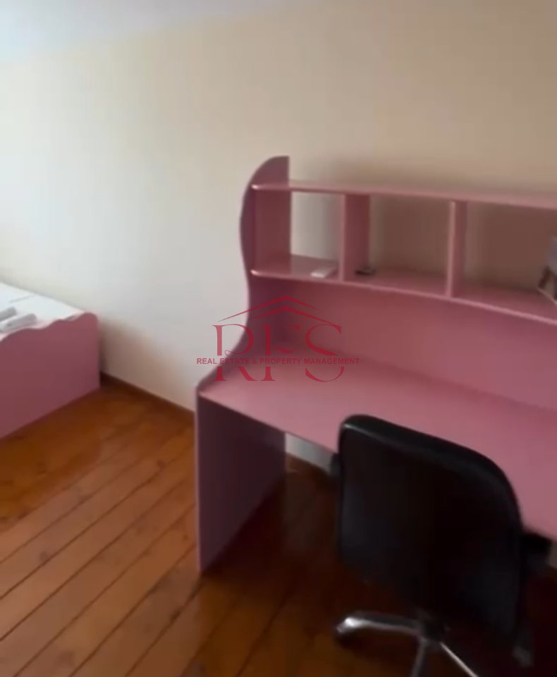 🏡 Jepet me qera duplex 3+1 te Fakulteti i Mjeksise, afer te Medereseja | 600 euro