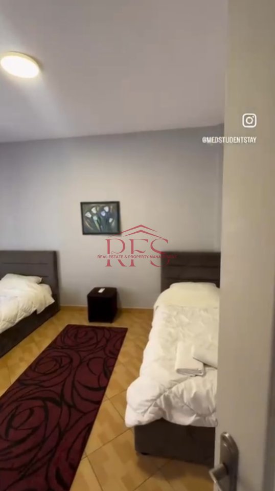 🏡 Jepet me qera duplex 3+1 te Fakulteti i Mjeksise, afer te Medereseja | 600 euro
