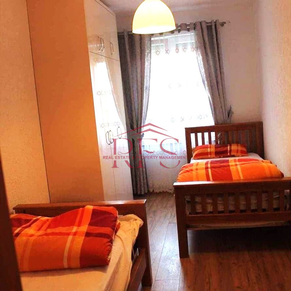 🏡 Appartamento 2+1 in affitto per 600 mila lek vecchi | Via 5 Maji, vicino a QSUT