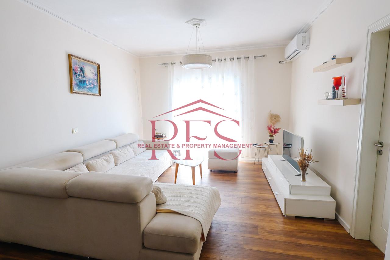 🏡 Super 2+1 apartment for rent on Dritan Hoxha Street near the Catholic University Our Lady of Good Counsel📍