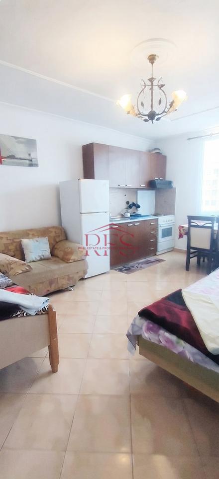 🏡 For rent entrance 1+1 on Bardhyl Street for 50,000 lekë/month