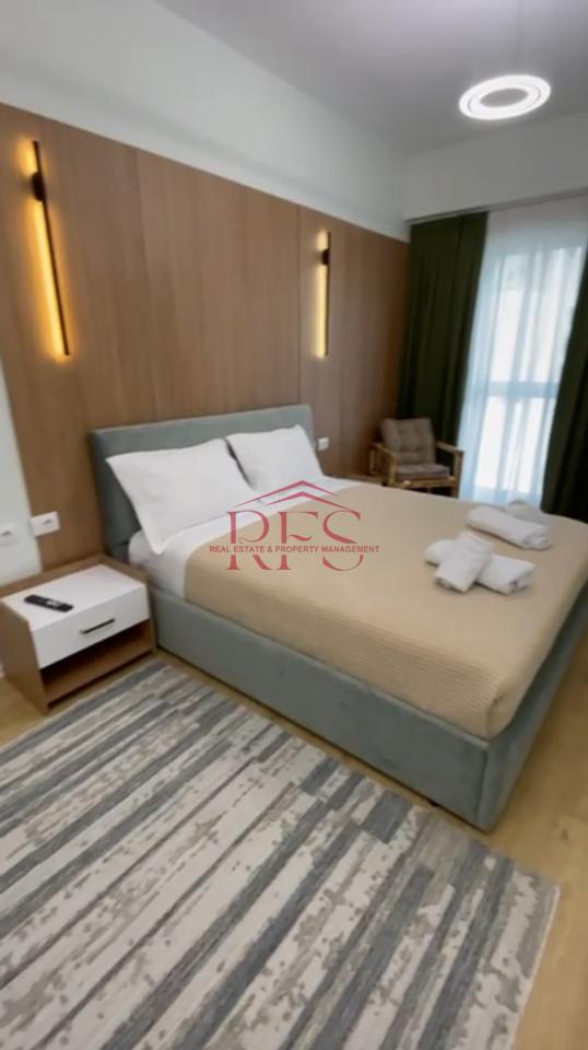 🏡 Jepet me qera – Super apartament 2+1+2 në Rrugen Siri Kodra – 600 mije leke te vjetra