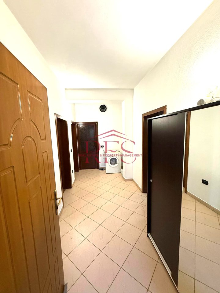 🏡 For rent entrance 2+1+2 two-storey villa for 500€ in Sauk