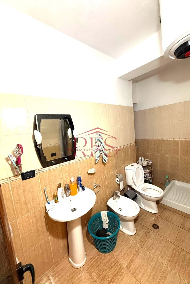 🏡 For rent entrance 2+1+2 two-storey villa for 500€ in Sauk