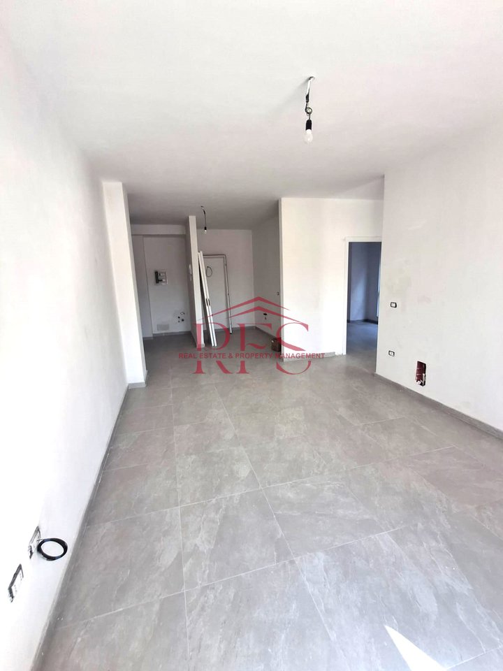 ✅🏡 Business premises for rent 80m² on Dritan Hoxha Street, Laprake – 750€/month ✨ New building!