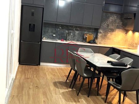 Shitet apartament i MOBILUAR 1+1 per 110 mije euro ne Paskuqan
