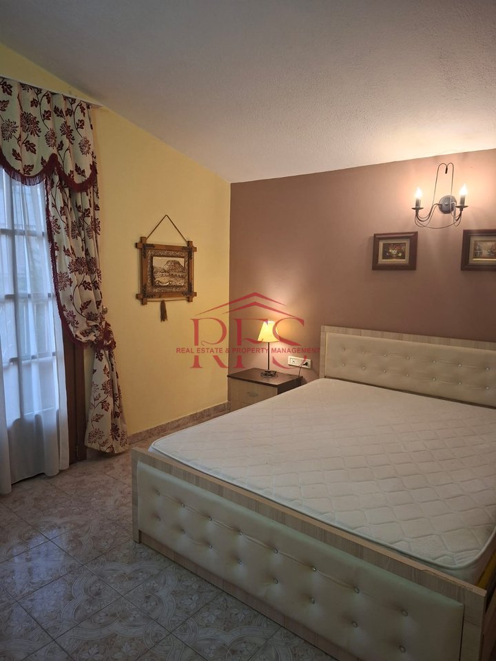 JEPET ME QIRA – APARTAMENT 2+1 NË KRISTAL, TIRANË