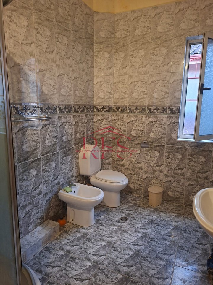 JEPET ME QIRA – APARTAMENT 2+1 NË KRISTAL, TIRANË