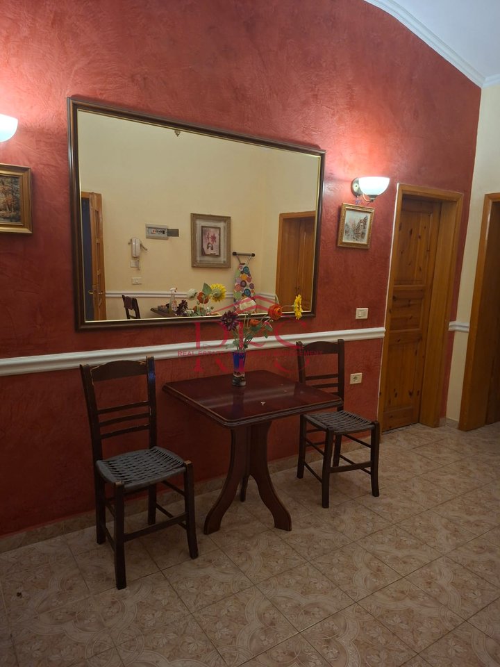 JEPET ME QIRA – APARTAMENT 2+1 NË KRISTAL, TIRANË