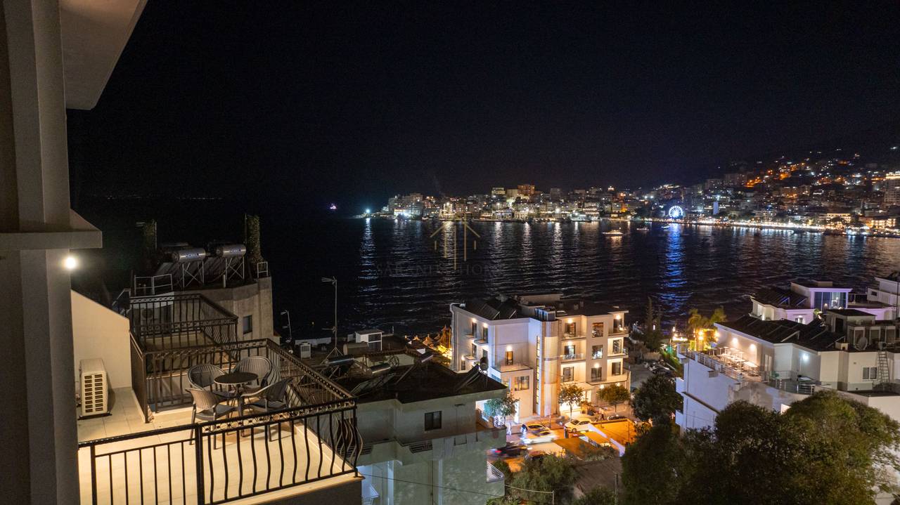 Duplex a Sarandë con Splendide Viste sul Mare – Offerta di Grande Valore!
