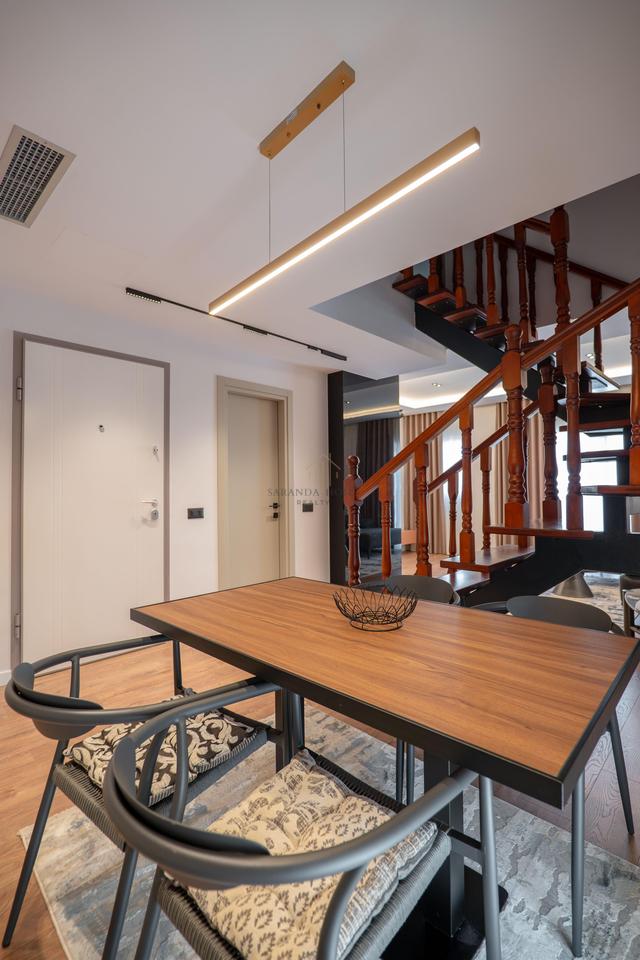 Duplex a Sarandë con Splendide Viste sul Mare – Offerta di Grande Valore!