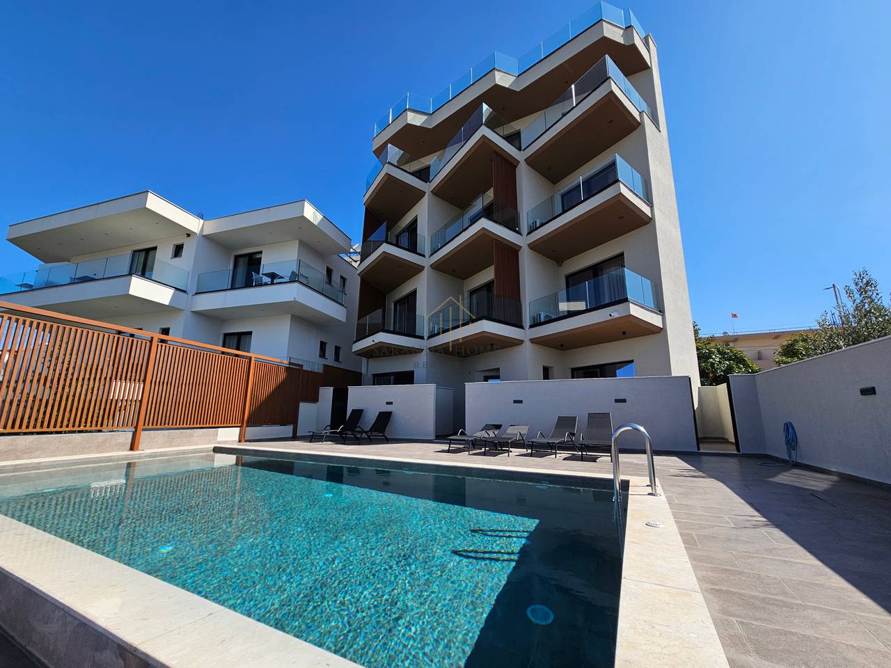 White Residence – Ksamil-Apt 6