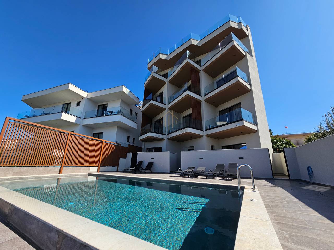 White Residence – Ksamil-Apt 6