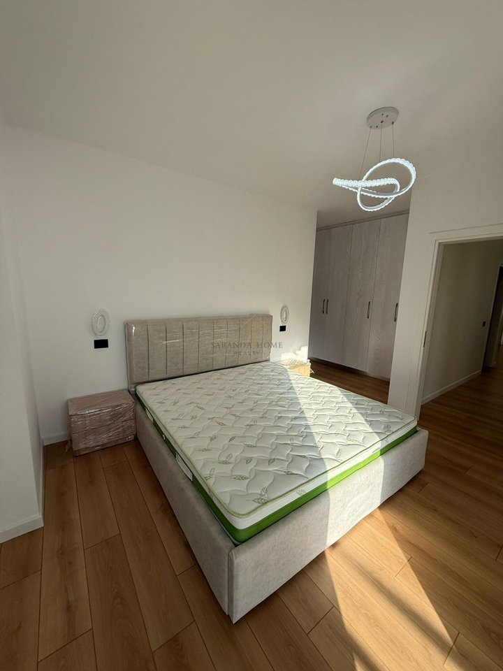 Apartament luksoz 3+1 me pamje ballore nga deti – 2 minuta nga plazhi në Sarandë!