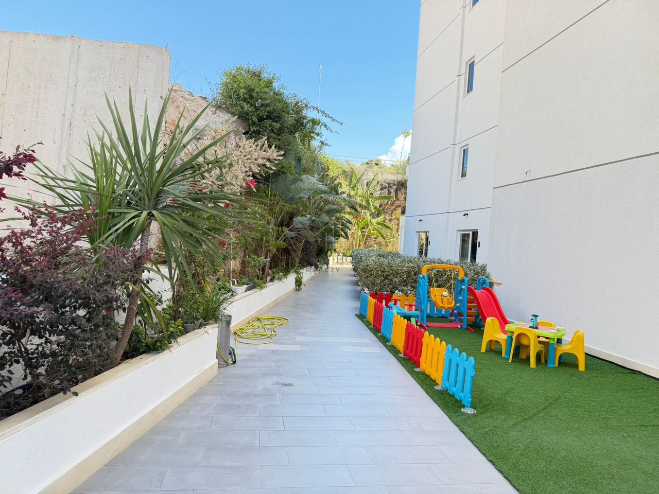 Penthouse for Sale – Residence on the Second Line