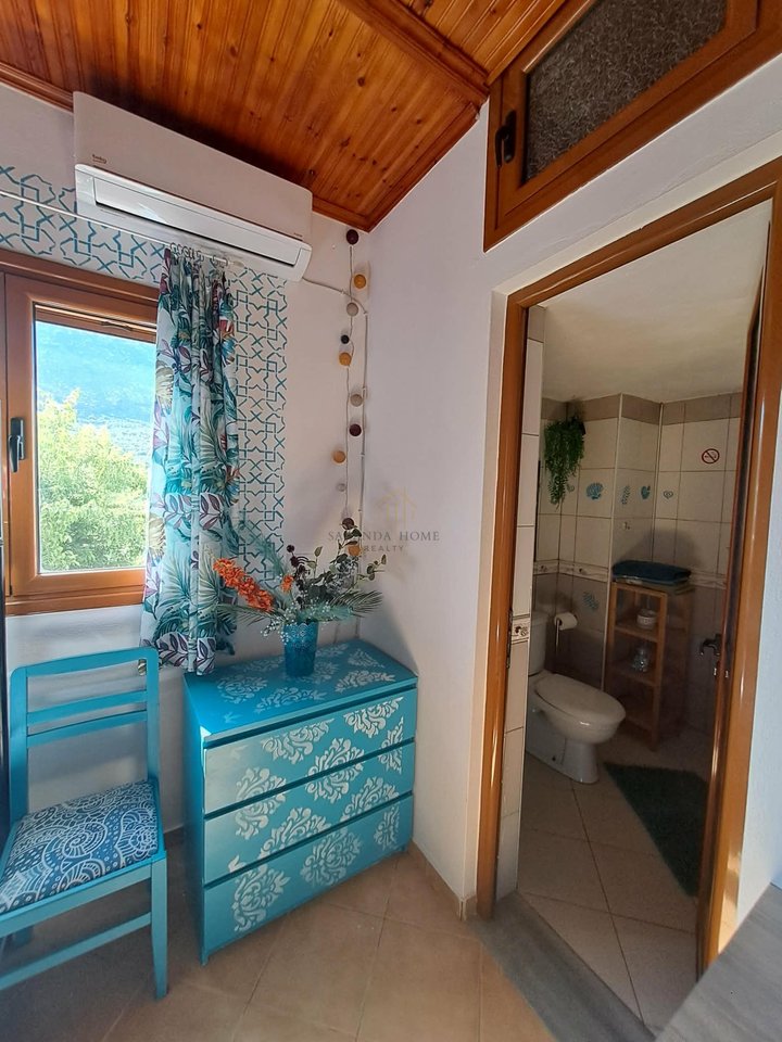 Guest House në Navaricë – Biznes Turistik Gati për Investim!
