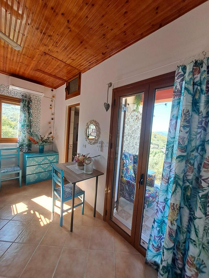 Guest House në Navaricë – Biznes Turistik Gati për Investim!