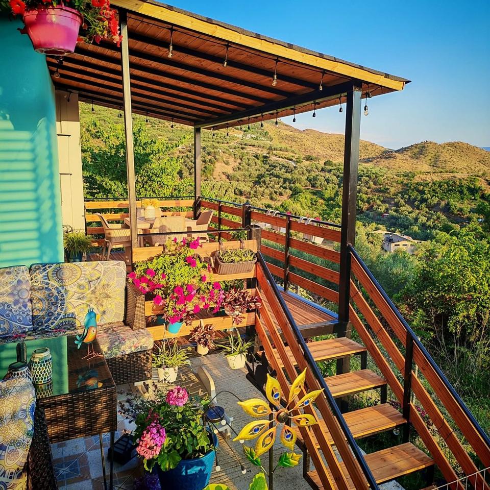 Guest House në Navaricë – Biznes Turistik Gati për Investim!