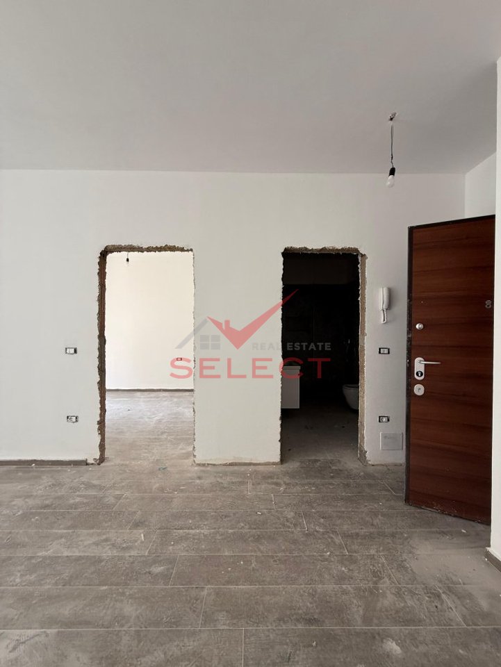 1+1 apartment for rent, unfurnished, in Lapraka!