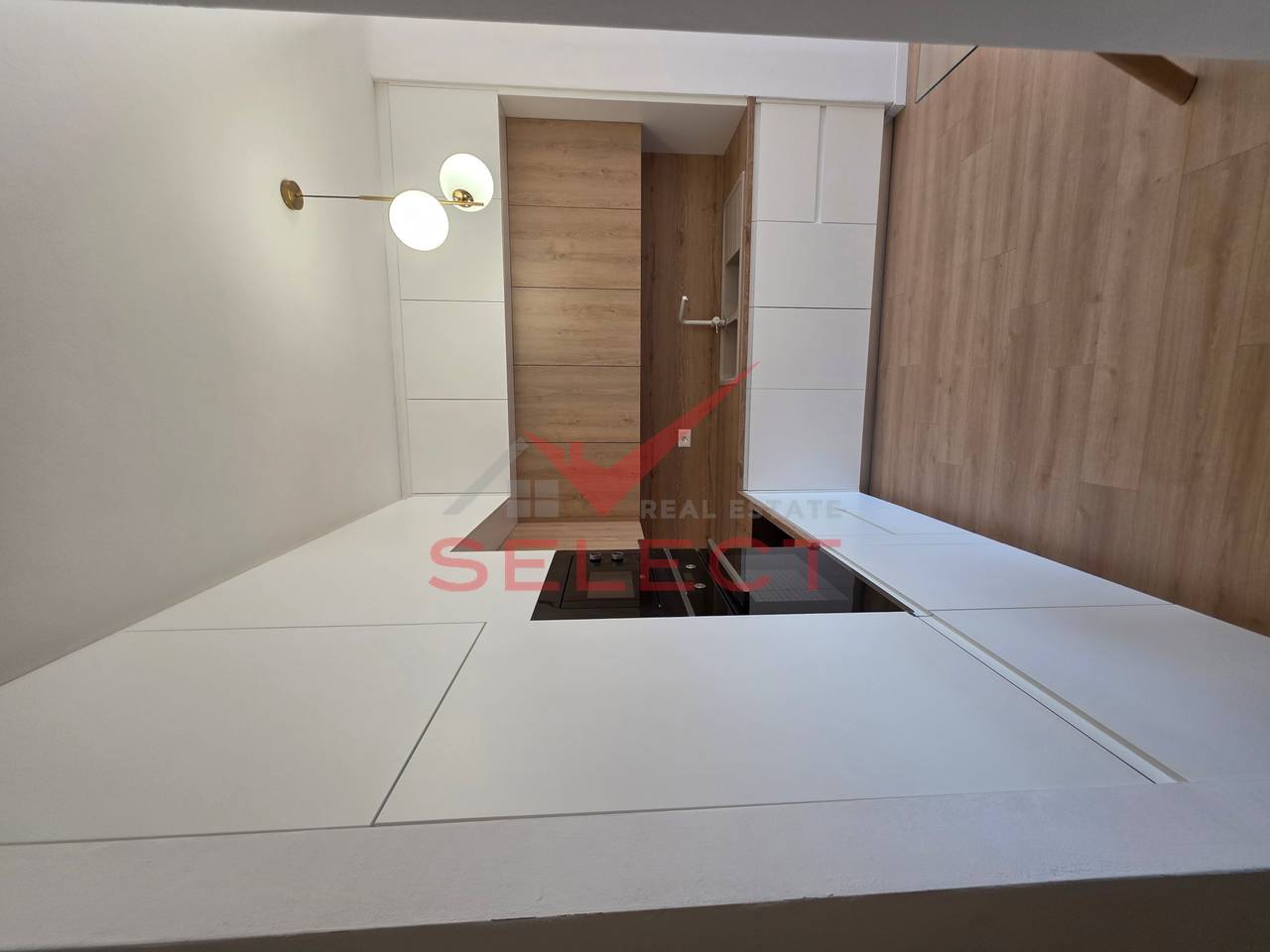 SUPER APARTAMENT 2+1 PER QIRA