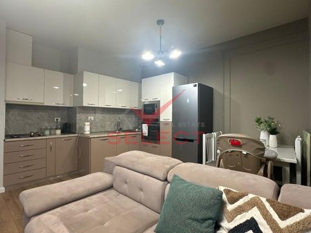 Apartament 2+1 Per Qira