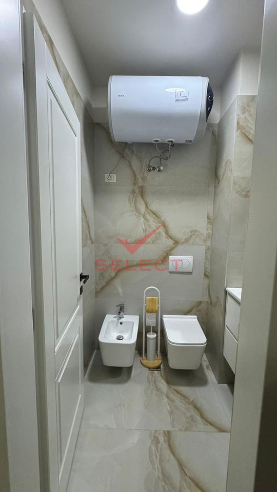 Apartament 2+1 Per Qira